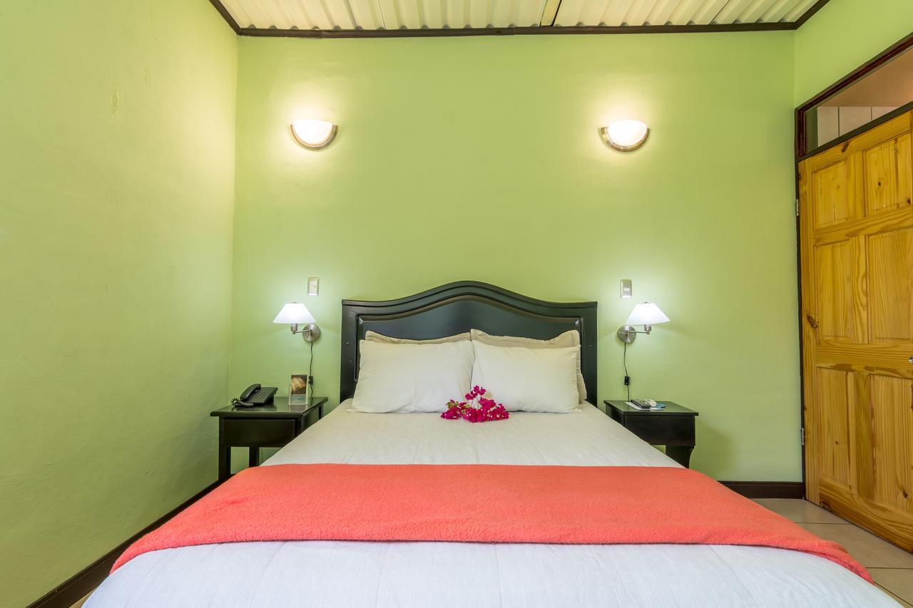 Kayak Lodge Damas エクステリア 写真