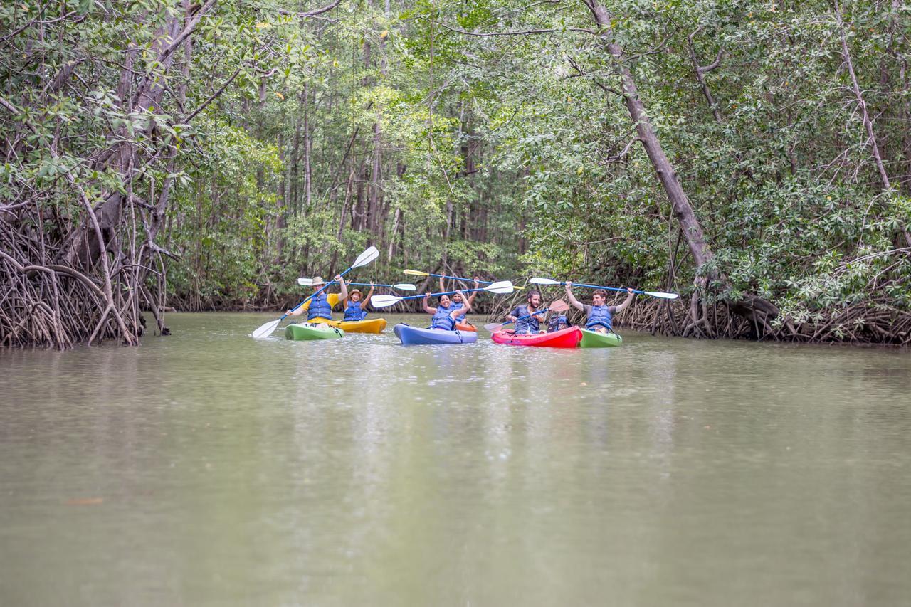 Kayak Lodge Damas エクステリア 写真