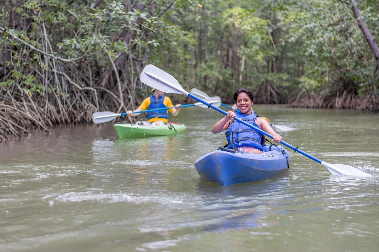 Kayak Lodge Damas エクステリア 写真